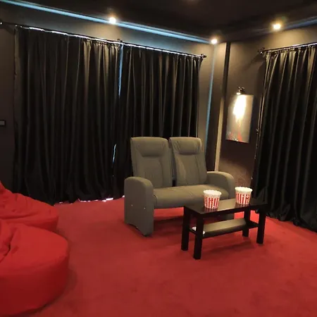Pinky Hotel 4*